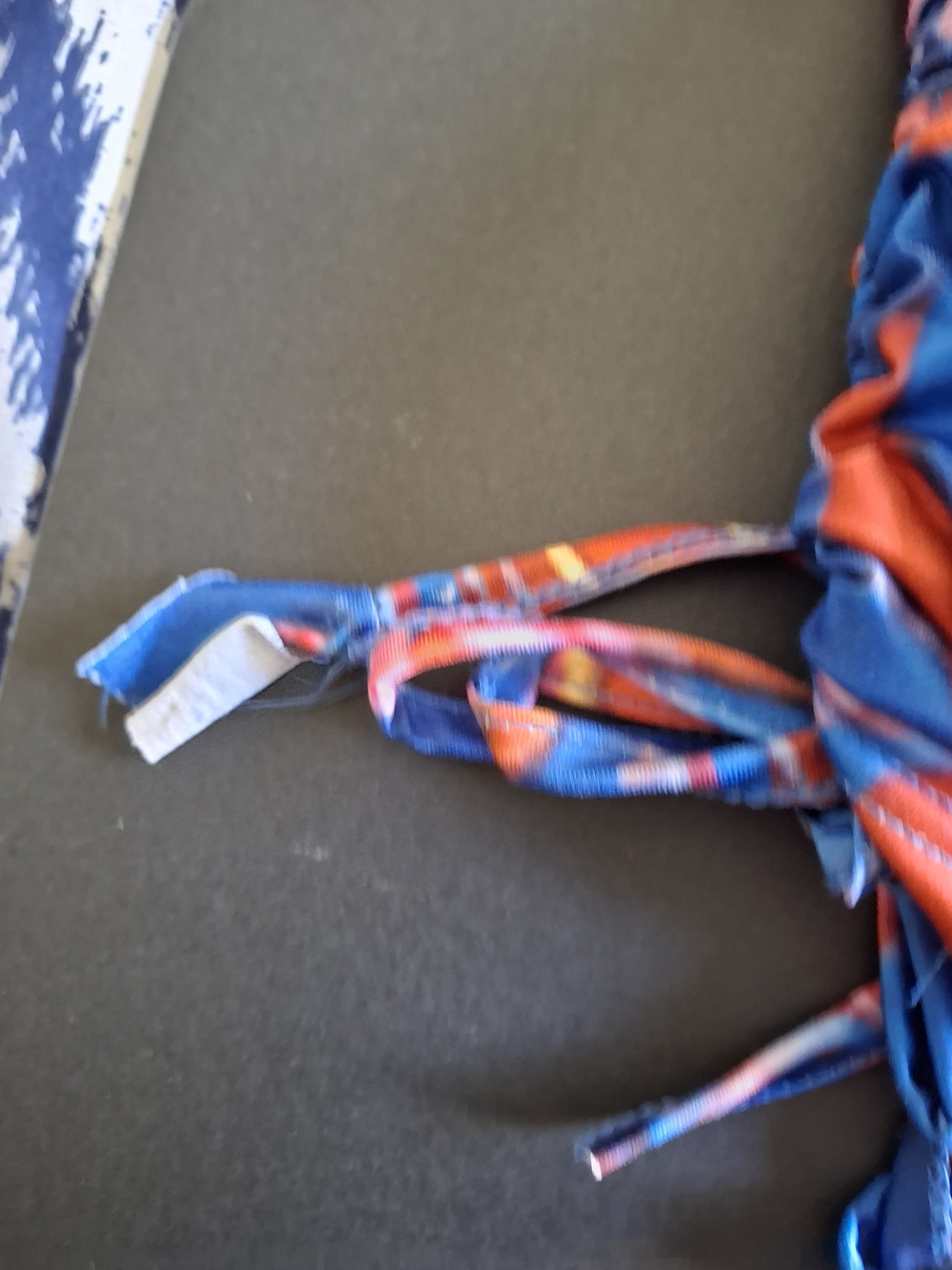 Colorful Abstract Ruched Tie-Side Crop Top & Matching Triangle Top Set - Picture 8 of 11